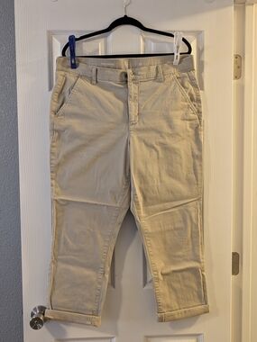 Cropped Khaki Casual Chinos